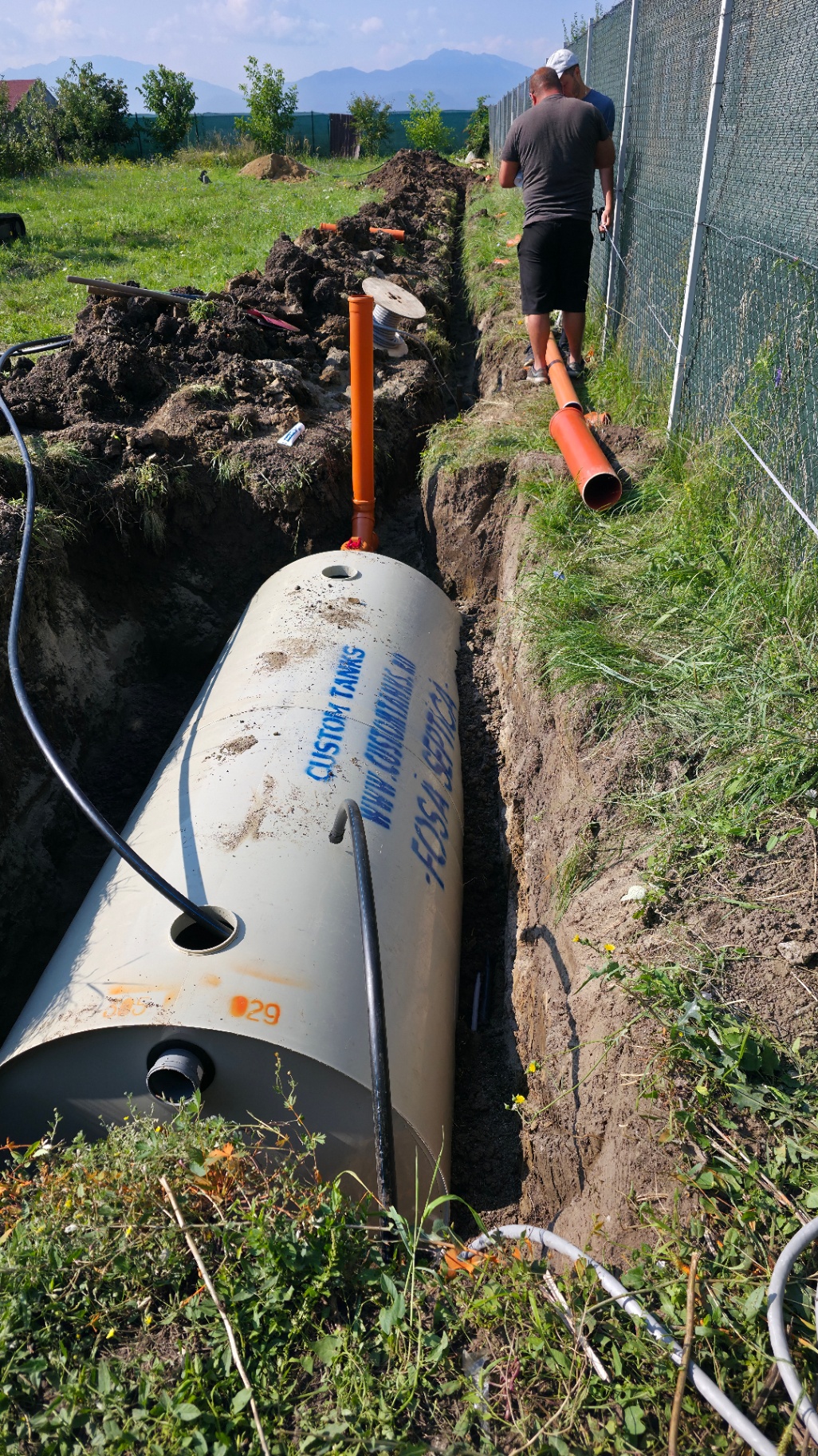 Fosă septică cu racord canalizare exterioară
